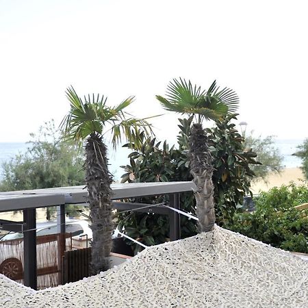 Hotel Kalima Caldes D'Estrach Bagian luar foto